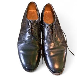 Johnston & Murphy Limited fancy leather men’s dress shoe